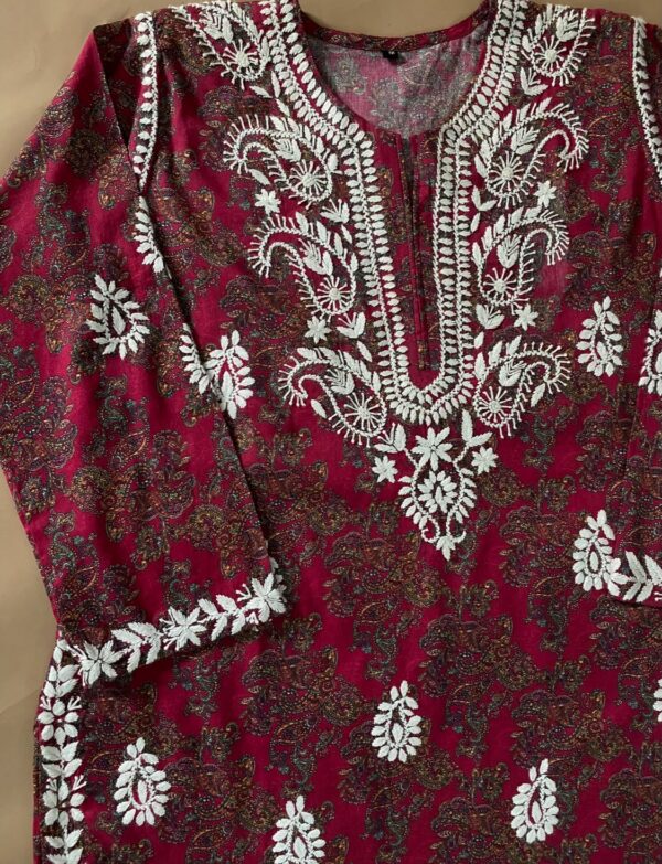 Aabroo Hand Embroidered Chikankari Kurta