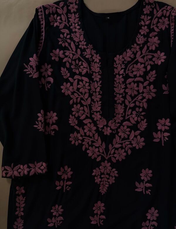Meshki Hand Embroidered Chikankari Kurta