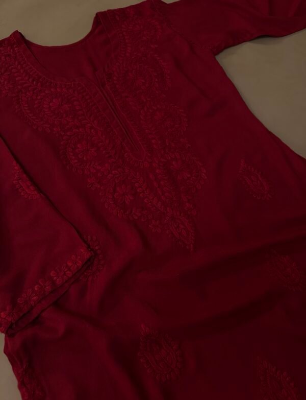 Rani Hand Embroidered Chikankari Kurta